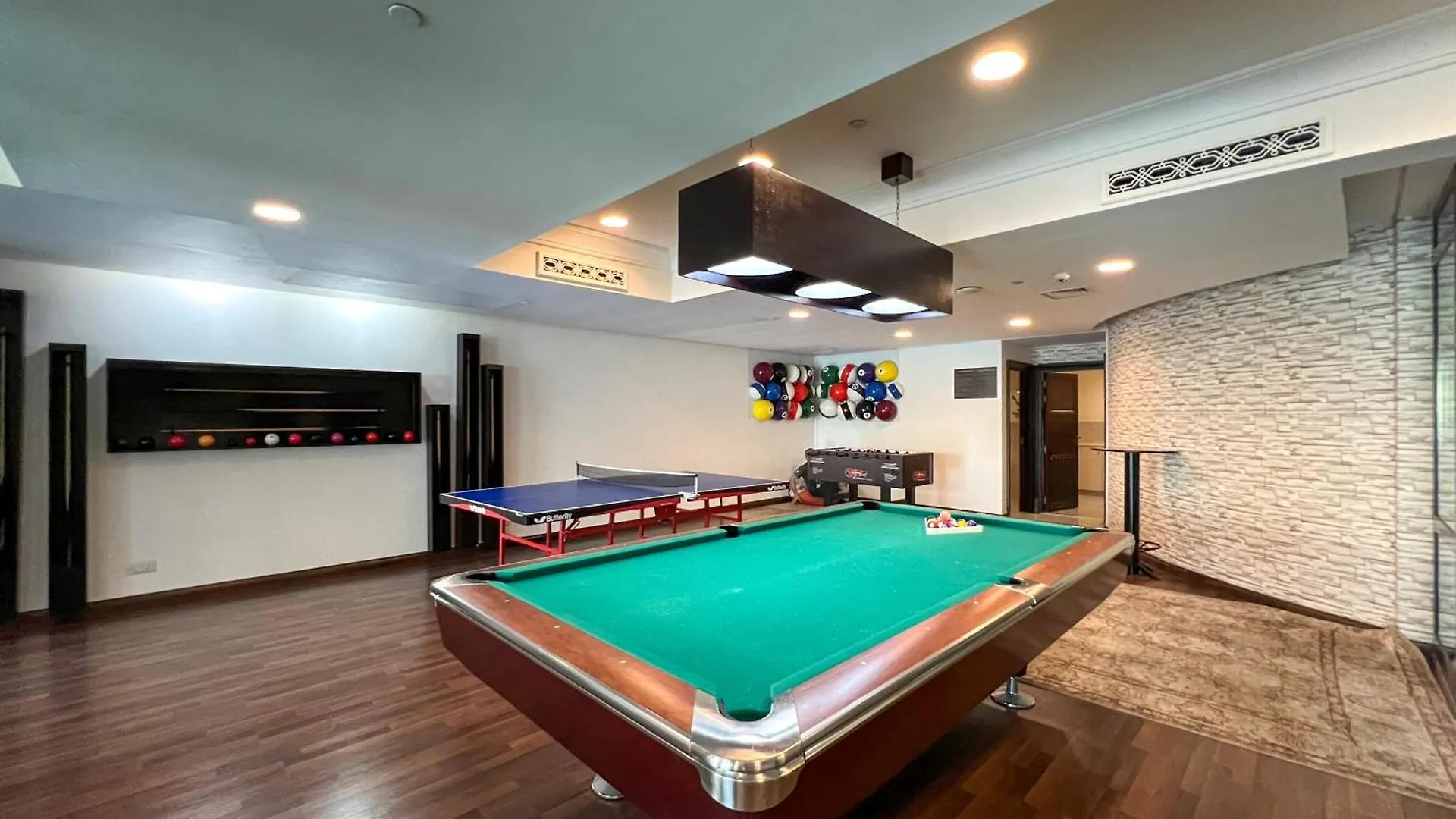 Apartment Luxurious Unique 2 Bed With Private Jacuzzi & Garden - Connected To Souk Al Bahar - Dubai Mall